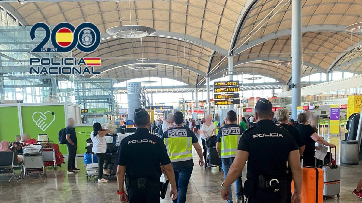 Detenido un joven en Málaga por realizar falsas amenazas de bomba contra aeropuertos españoles