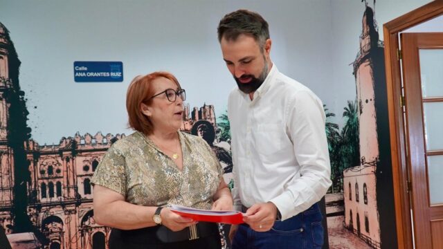 El PSOE exige al PP que "deje de esconder debajo de la alfombra los conflictos con los trabajadores municipales"