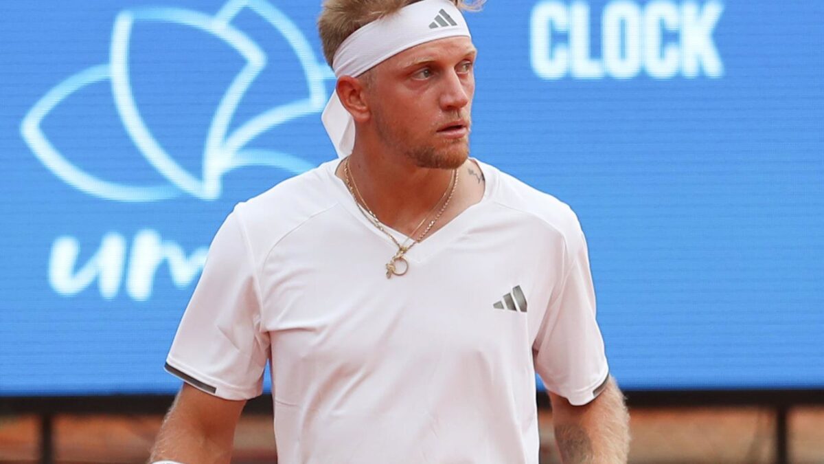 El tenista malagueño Davidovich remonta a Jódar y se proclamado campeón del torneo de Shanghái (China)