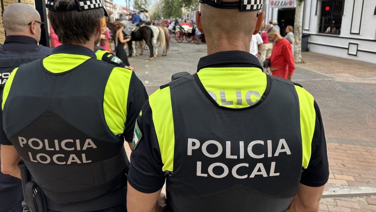 Fuengirola despliega dispositivo de seguridad para Feria del Rosario con más de 420 servicios de Policía Local