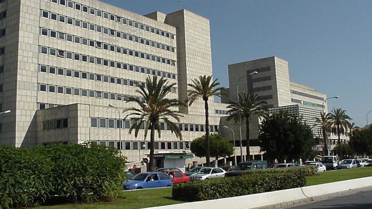 Herido un niño de once años tras caer desde una tercera planta en Antequera