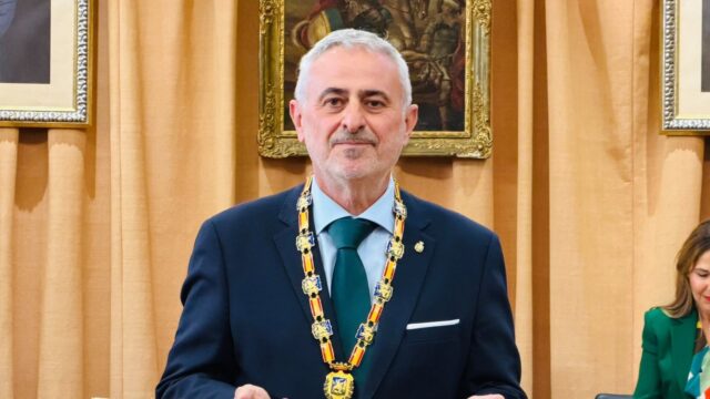 Jesús María Claros, elegido nuevo alcalde de Vélez-Málaga
