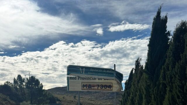 La Diputación aprueba licitar por dos millones de euros la reposición de 15.600 señales de tráfico
