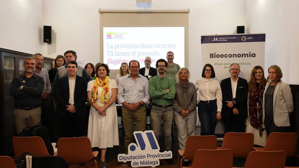 La Diputación muestra en Antequera nuevas oportunidades de negocio a partir de los residuos del olivar