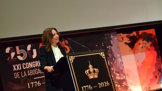 La Junta destaca la contribución de los abogados al fortalecimiento de las instituciones judiciales