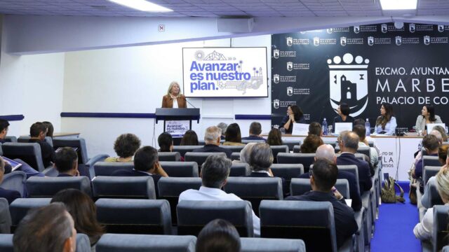 Marbella reúne a más de un centenar de profesionales en una jornada sobre el nuevo Plan General de Ordenación