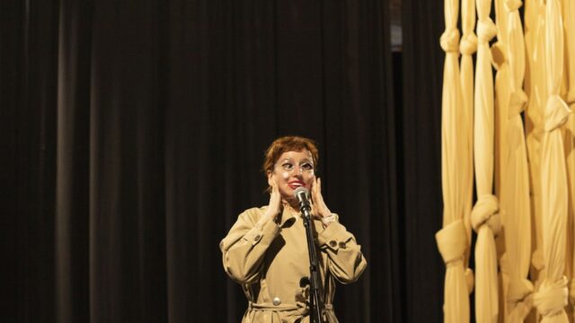 Mari Paz Sayago llega al Cánovas con 'No estoy de frente', una comedia sobre la menopausia y el paso del tiempo