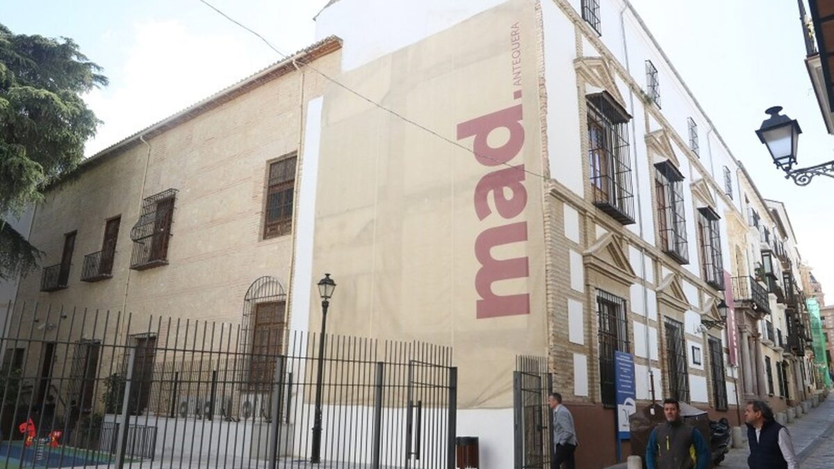 Museo de Arte de la Diputación en Antequera acoge hasta el 24 de enero la exposición 'Eres feliz y no lo sabes'
