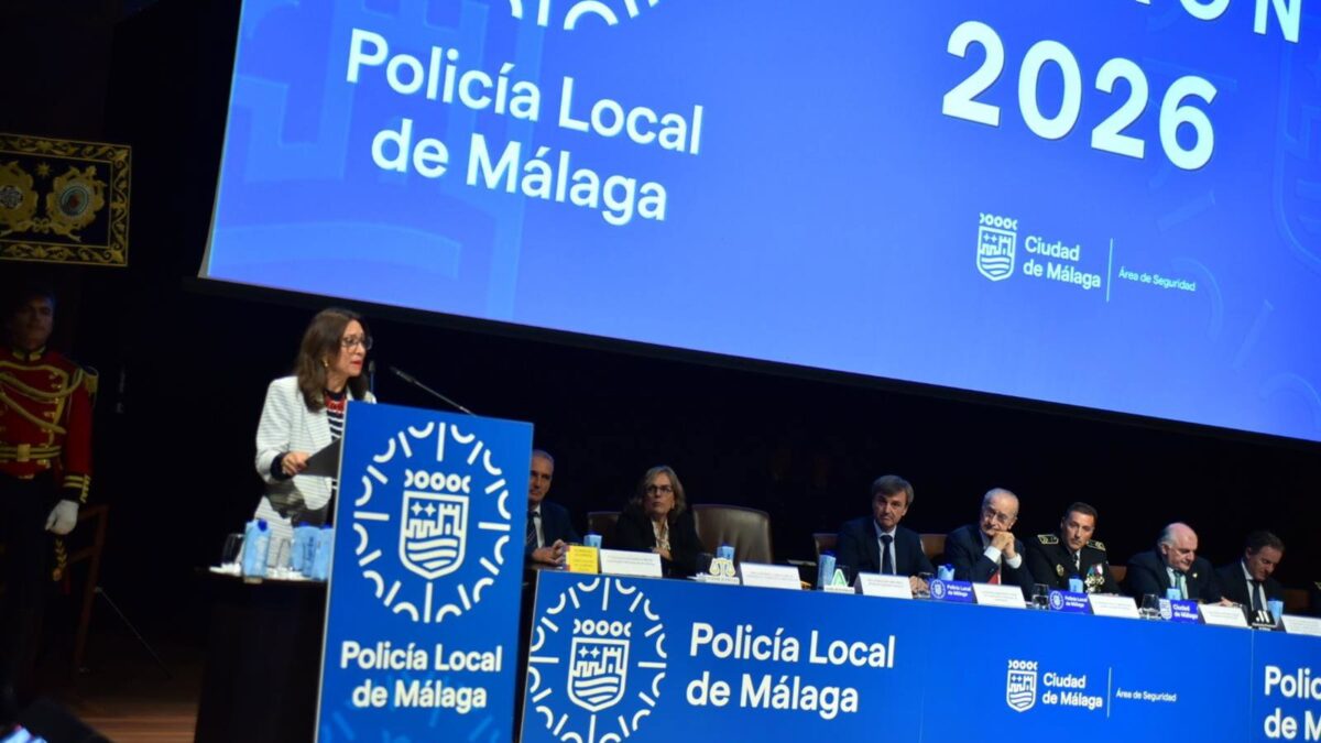Navarro destaca la labor de la Policía Local y defiende que la seguridad es "una responsabilidad compartida"