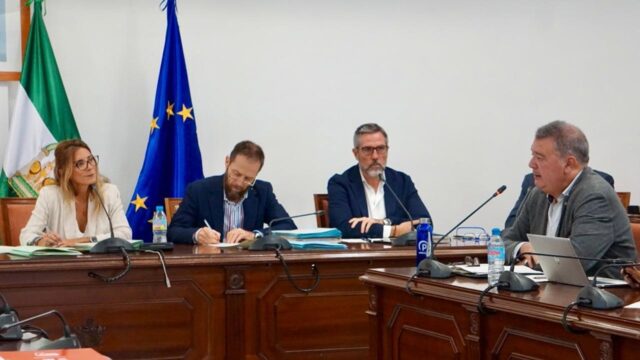 PP y Vox Mijas critican "el desprecio" y "las descalificaciones" de un edil del PSOE durante un pleno