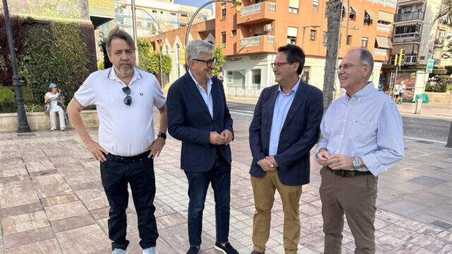 PSOE exige a los diputados del PP por Málaga que "se pongan del lado de la gente y no de los fondos buitre"