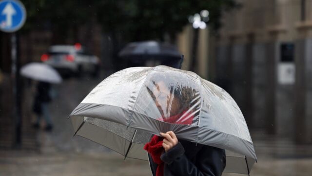 Registradas una treintena de incidencias en la capital por las lluvias durante esta madrugada