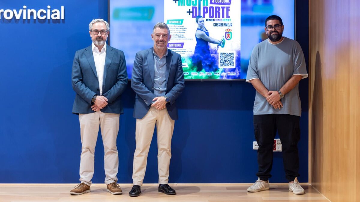 Un centenar de mujeres malagueñas se iniciarán al pádel con el proyecto '+Deporte+Mujer' de la Diputación