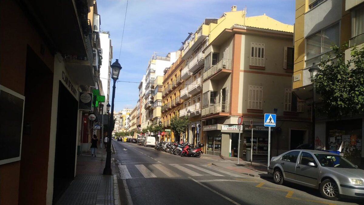 Un detenido por clavar unas tijeras a un menor de 16 años tras una riña de tráfico en la capital