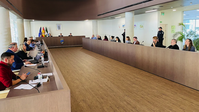 VOX avisa a García Urbano de que la concentración por Ceuta en Estepona se desconvocará si no hay acuerdo